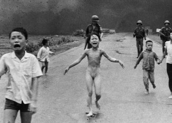 Disputa pela autoria da “Garota Napalm” desafia narrativas históricas