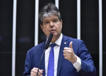 Ruy Carneiro defende que a oposição lance pré-candidatura ao governo em outubro