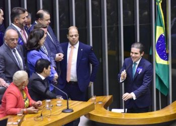 Hugo Motta faz história e se elege o presidente mais jovem da Câmara dos Deputados