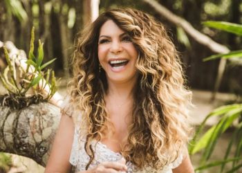 Folia de Rua começa nesta sexta-feira com Elba Ramalho, Cátia de França e Filipe Santos