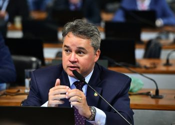 Efraim lidera maior bloco do Senado: “Com capacidade de estar na dianteira dos debates”