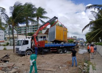 Bares são demolidos na orla de Cabedelo após ação da prefeitura e MPF