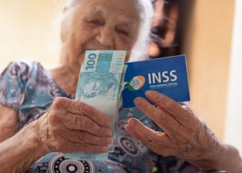 Governo Federal pode antecipar 13º do INSS em 2025; saiba as possíveis datas de pagamento