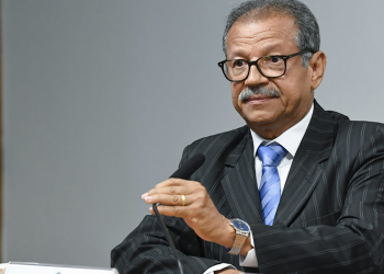 STF ao vivo: gritaria no corredor e a retirada de cena de um desembargador aposentado