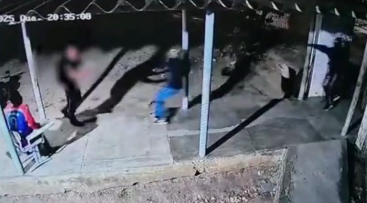 Aluno é preso após tentar roubar arma de vigilante em escola de Campina Grande