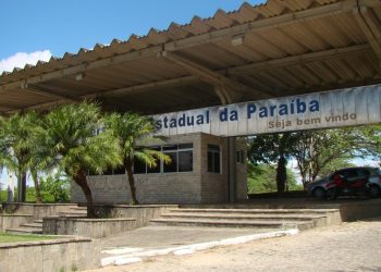 Violência interrompe rotina universitária e escancara feridas emocionais não resolvidas