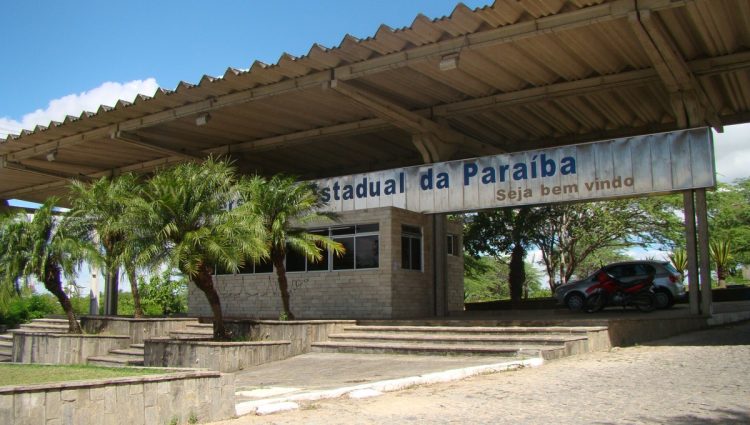 Violência interrompe rotina universitária e escancara feridas emocionais não resolvidas