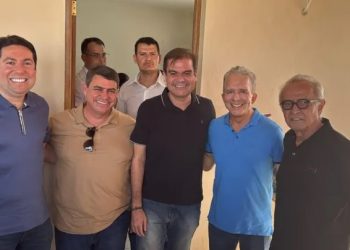 Cícero Lucena admite possibilidade de disputar o Governo da Paraíba em 2026, caso haja consenso na base aliada