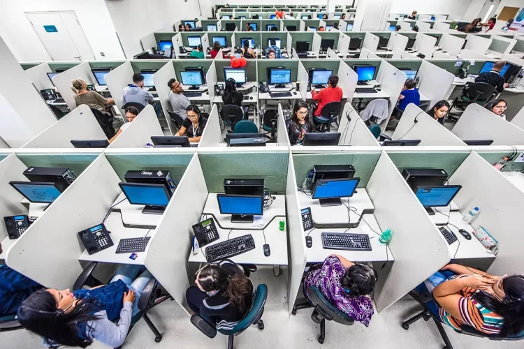 Robocalls: quando o telefone finalmente dá “as mãos” ao sofrimento