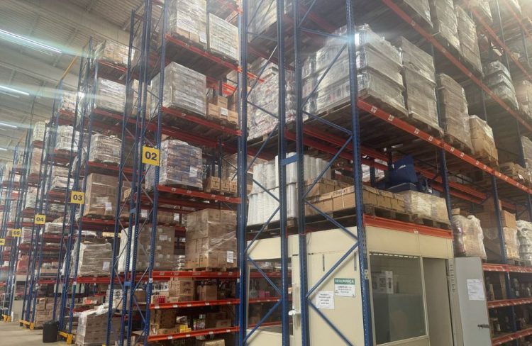 Empresa é fechada por infrações sanitárias e venda de alimentos vencidos na Grande João Pessoa