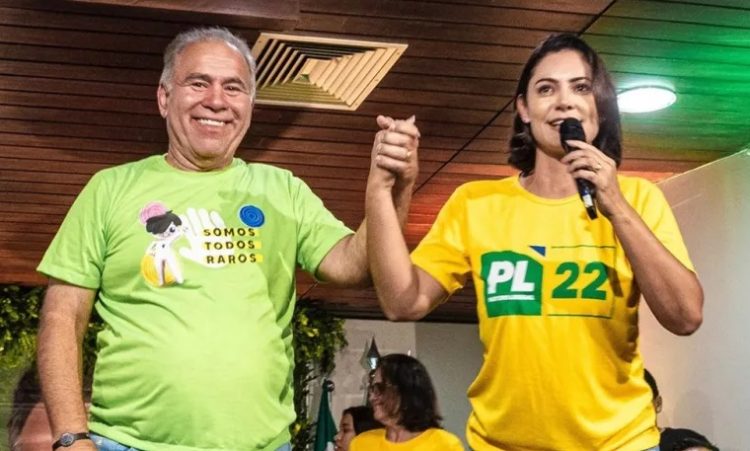 Michelle Bolsonaro pode liderar caravana bolsonarista na Paraíba