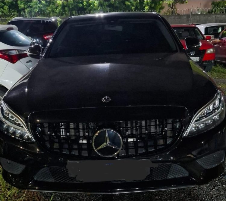 Operação flagra motoristas bêbados e sem CNH em carros de luxo na capital paraibana