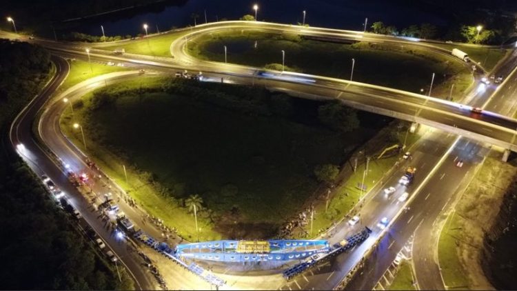 Novo transformador de energia para parque eólico atravessa PE rumo à Paraíba e começa a ser transportado nesta quinta-feira