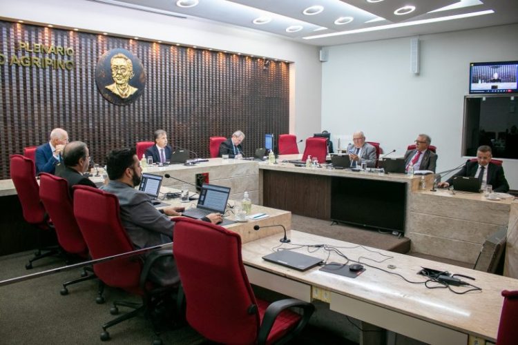 Tribunal de Contas da Paraíba volta a analisar indicação de Alanna Galdino nesta quarta