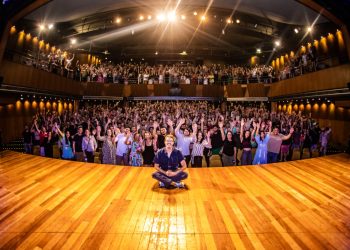 Fábio Porchat apresenta suas histórias hilárias dia 2 de maio, em João Pessoa