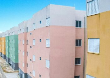Famílias com renda de até R$ 12 mil agora podem financiar imóveis pelo programa habitacional do governo