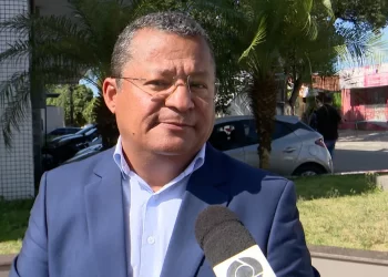 Nilvan Ferreira discorda de Hugo Motta e sinaliza possível saída do Republicanos devido a adiamento da votação da anistia