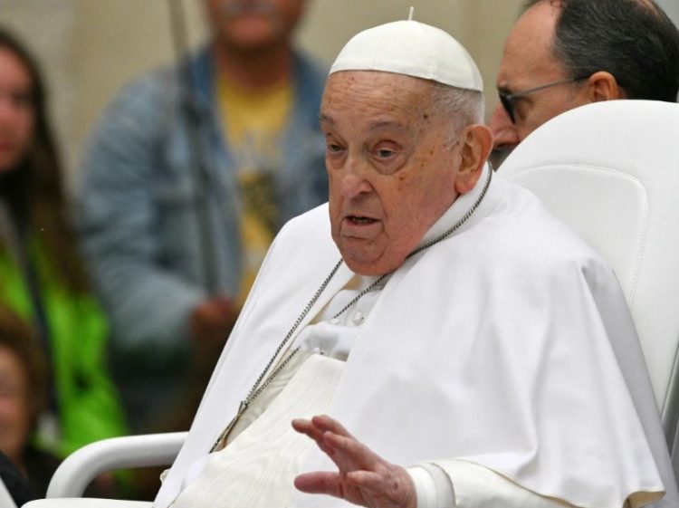 Papa Francisco morre aos 88 anos