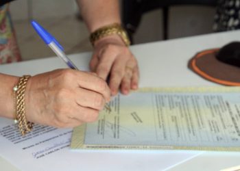 Dar nome também tem limite: o que a lei brasileira não permite na certidão de nascimento