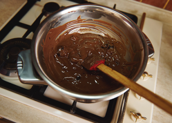 Quem foi Maria, a mulher por trás do banho-maria