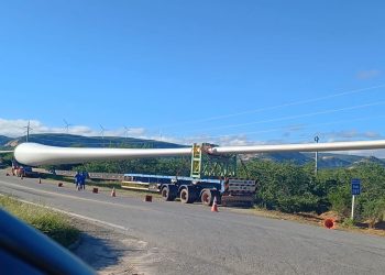 BR-230 terá trechos interditados na Paraíba para transporte de pás eólicas