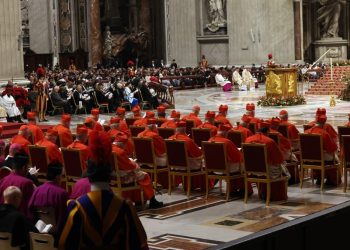 Vaticano se prepara para o conclave com medidas rigorosas de segurança e sigilo