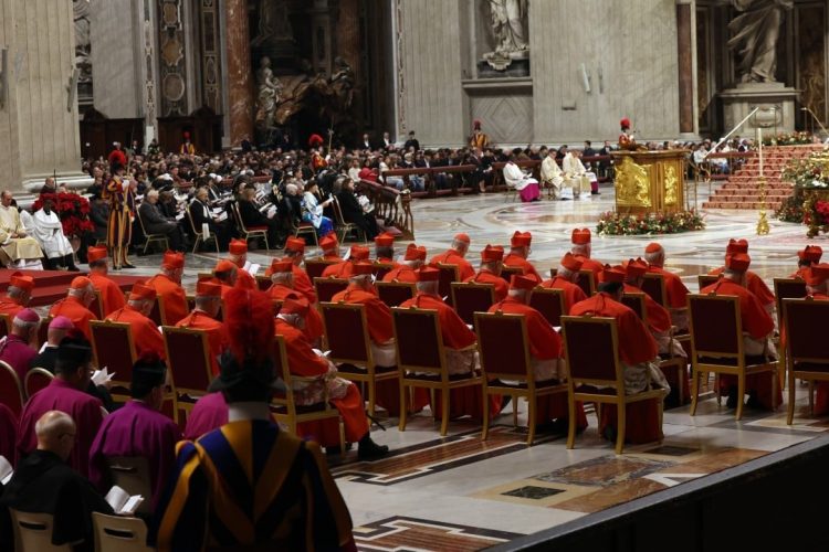 Vaticano se prepara para o conclave com medidas rigorosas de segurança e sigilo
