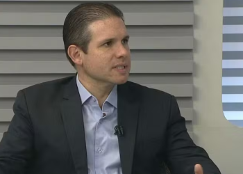 Hugo Motta confirma análise de isenção do IR e defende compensação com taxação de grandes rendas