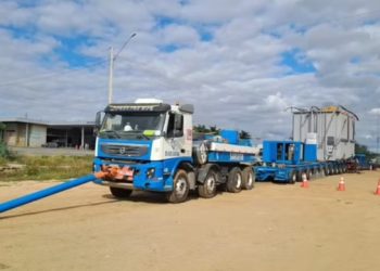 Carreta com transformador gigante chega à etapa final da viagem na Paraíba