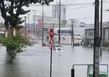 Cinco cidades da Paraíba entram em alerta por risco de chuvas intensas, diz Inmet