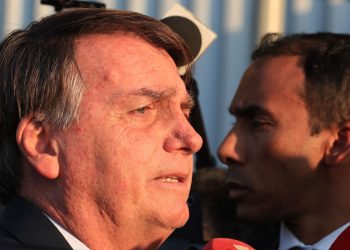 Ex-presidente afirma que vai “morrer na cadeia” e nega participação em trama golpista