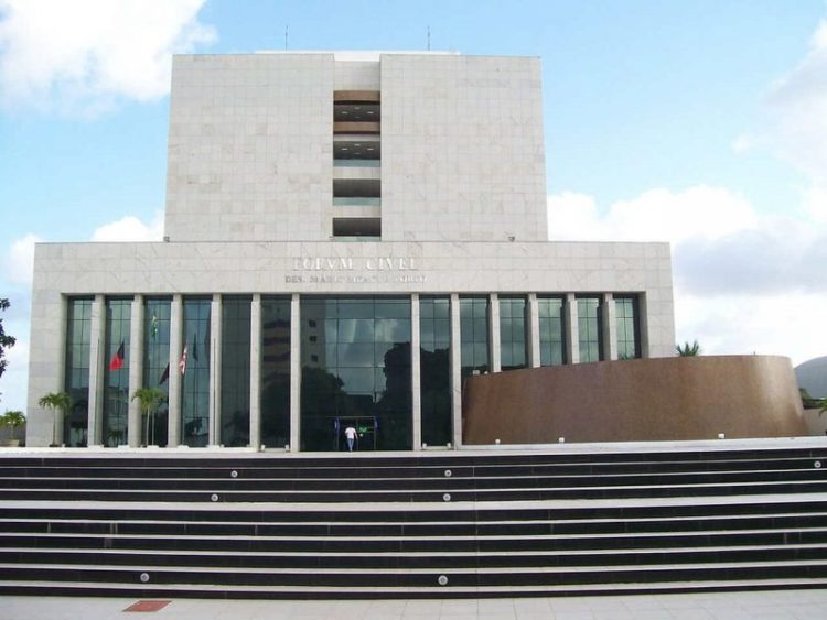 Fórum Cível de João Pessoa suspende expediente após princípio de incêndio