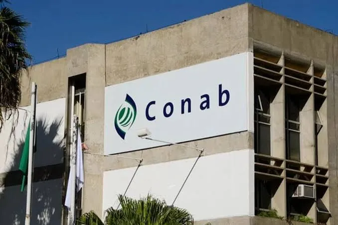 Inscrições para concurso da Conab com salários de até R$ 8 mil se encerram hoje