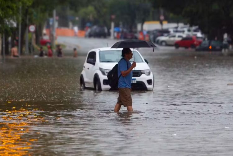 João Pessoa e litoral da Paraíba estão em alerta de chuvas fortes e ventos de até 60 km/h