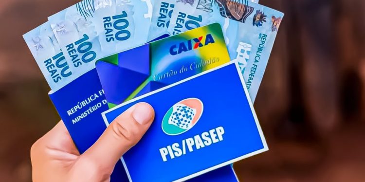 Trabalhadores de maio e junho começam a receber abono do PIS/Pasep a partir desta quinta-feira