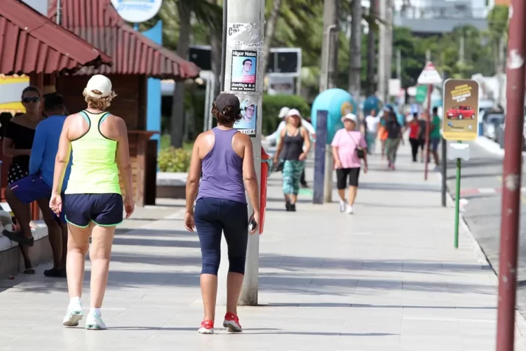 João Pessoa abre 200 vagas para ambulantes atuarem nas praias de Tambaú e Cabo Branco