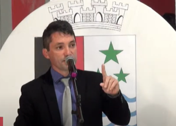 Presidente da Câmara de cidade paraibana diz que mulher deveria apanhar e depois pede desculpas durante sessão