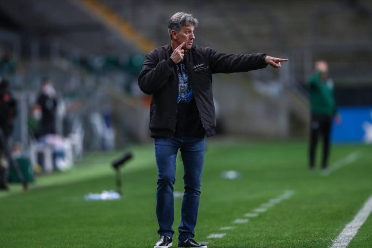 Fluminense segue em busca de reforços enquanto se prepara para a Sul-Americana