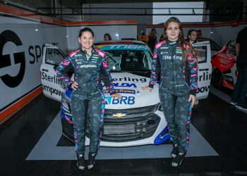 Bia Martins conquista 14 posições na sua primeira prova Endurance da Turismo Nacional