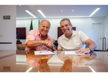 Zico é o novo embaixador do Flamengo e comandará delegação no Mundial de Clubes