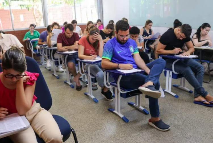 Paraíba abre quase 1.800 vagas em concursos com salários de até R$ 26 mil
