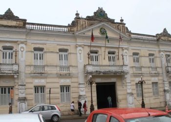 Governo da PB anuncia parcelamento de dívidas para pessoas físicas e empresas com descontos acima de 90%