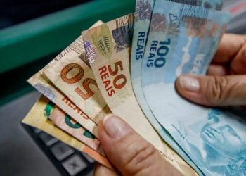 Pagamento dos servidores começa hoje e 13º salário será antecipado na Paraíba