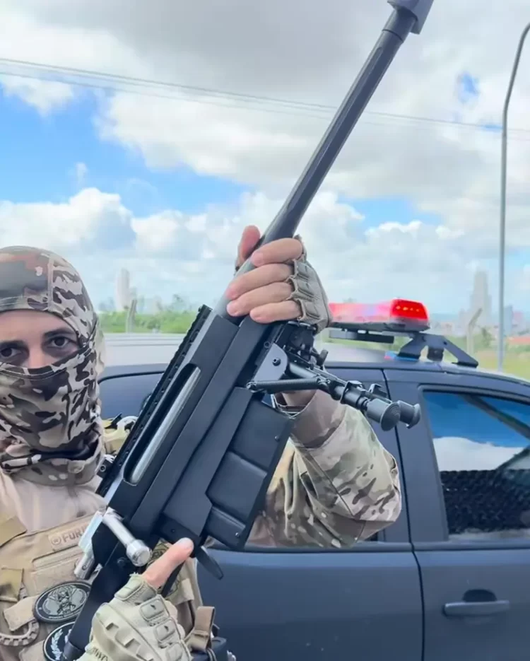 Arma capaz de derrubar avião é apreendida durante operação policial, na Paraíba