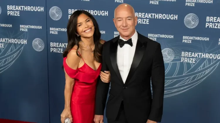 Bezos casa, e Veneza surta