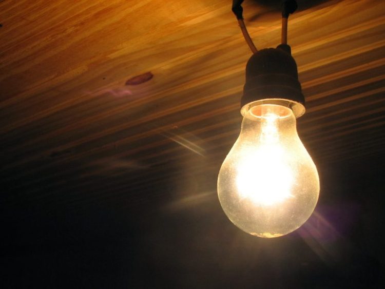 Famílias paraibanas terão chance de obter energia gratuita com novo programa estadual