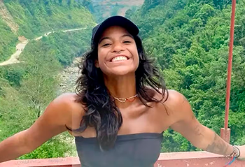 Entre foguetes que pousam sozinhos e vidas penduradas em cordas: a tecnologia voa, mas a humanidade tropeça