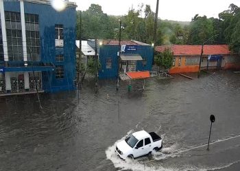 João Pessoa e mais 30 cidades da Paraíba estão sob risco de temporais e alagamentos