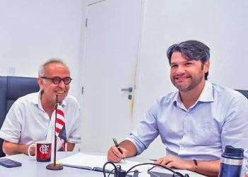 Leo Bezerra assume como prefeito em exercício de João Pessoa durante ausência de Cícero Lucena, retido em Israel