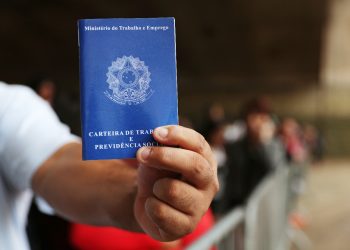 Mais de 560 vagas de emprego serão ofertadas pelo Sine-PB em 14 municípios nesta quarta-feira (25)